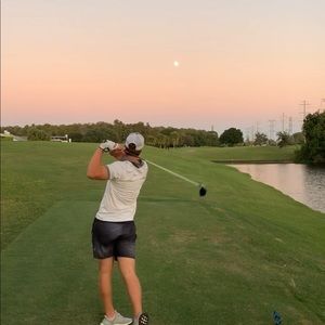 Meet your Posher, Carson